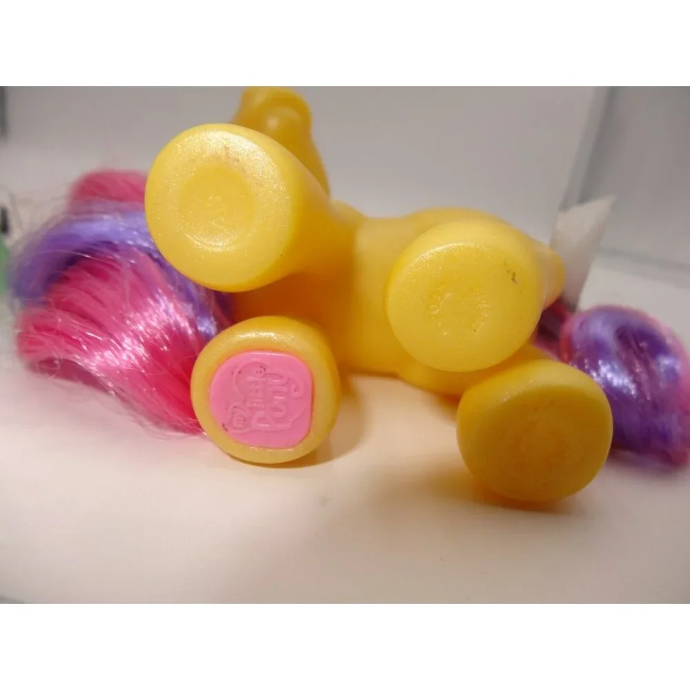 My Little Pony Butterfly Island Shimmer Pony Shell-Belle MLP and Flitter Flutter